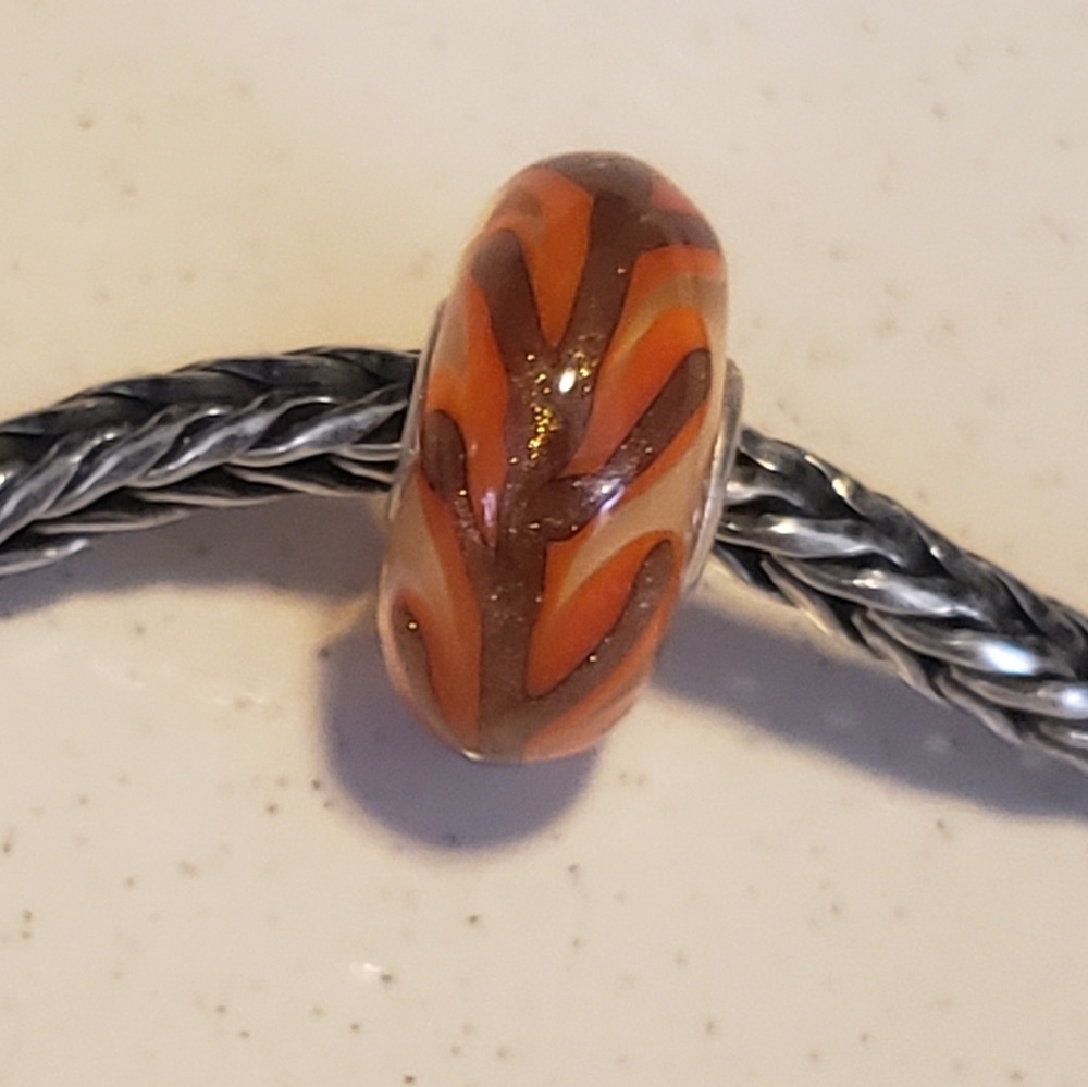Authentic Trollbeads Glitter Vine bead